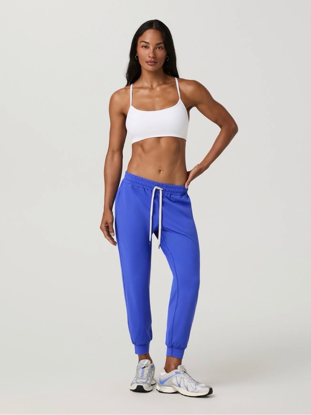 Vuori Performance Joggers Electric Blue